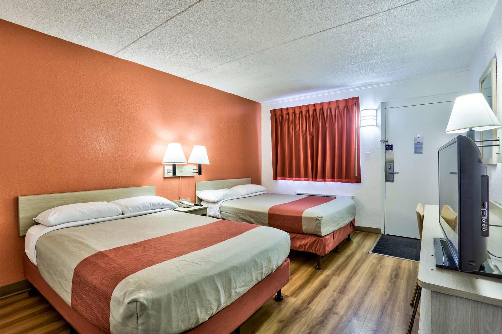 Motel 6 Flagstaff East Lucky Lane - photo 13