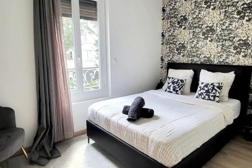 Le Premium Entre Paris & Disney Avec Parking Gratuit — hotel in Noisy-Le-Grand