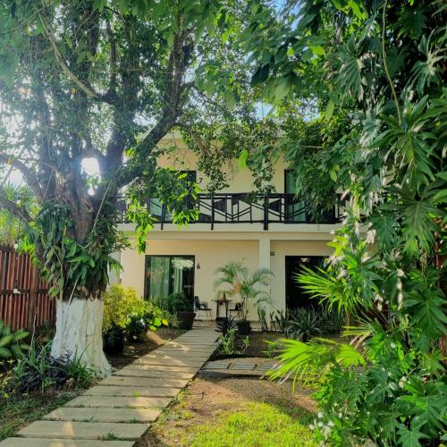 Hotel Brisas Bacalar — 4-Star Luxury Hotel in Bacalar, Mexico