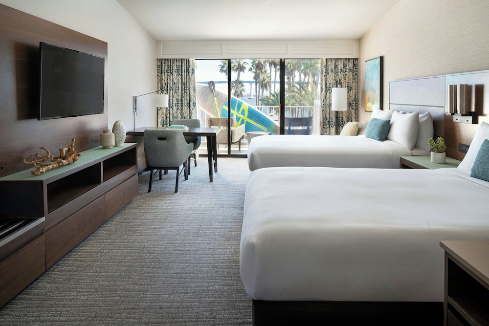 Coronado Island Marriott Resort & Spa - photo 35
