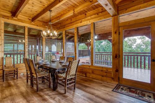 Eagles View Free Attraction Tickets Breathtaking Mountain Views Hot Tub WIFI - photo 7