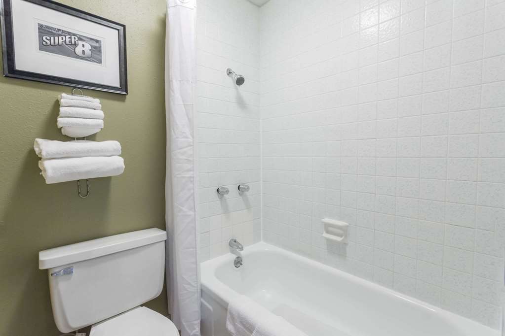 Super 8 by Wyndham Sterling CO - photo 6