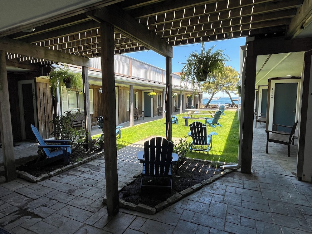 Vineyard Harbor Motel Private Beach - photo 326