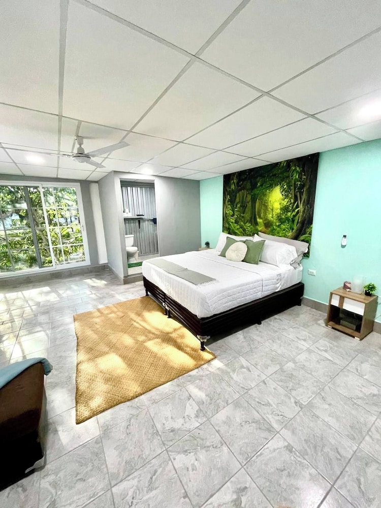 Peaceful Morales Getaway With 3 Spacious Bedrooms in Morales, Guatemala