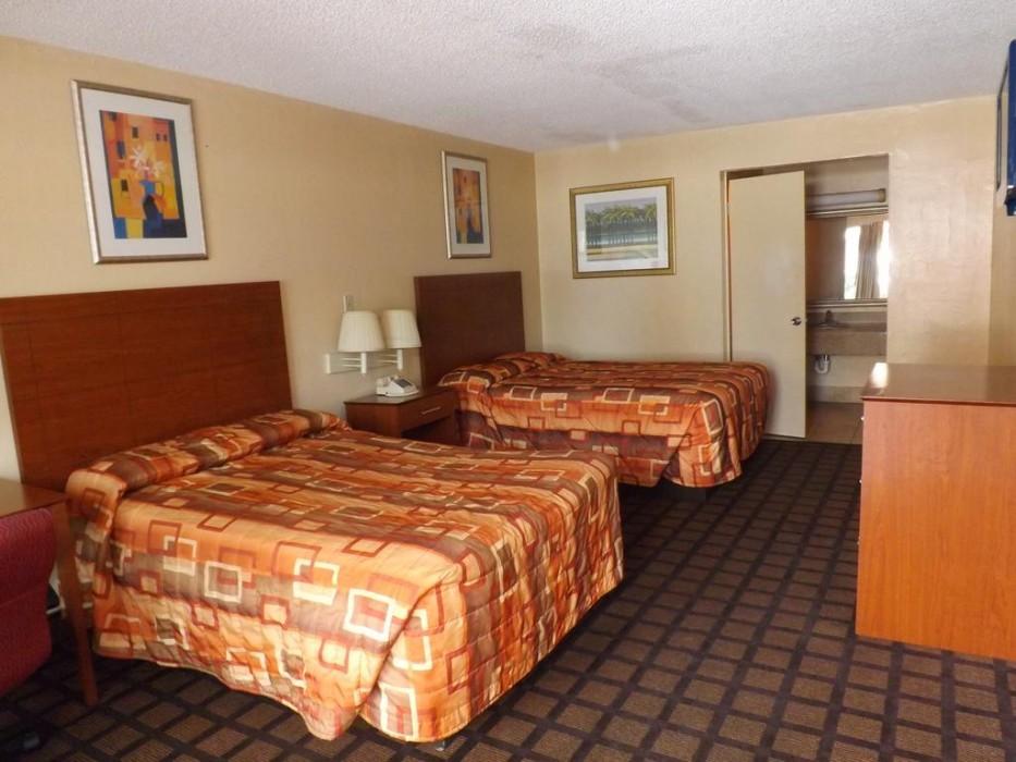 Plantation Inn Hotel And Lounge - photo 7