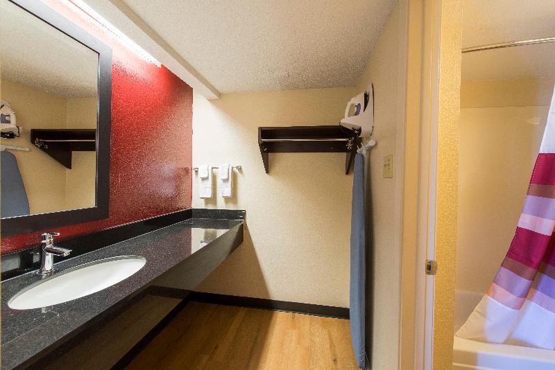 Red Roof Inn Austin North - photo 17