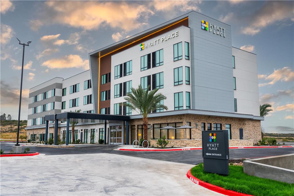 Hyatt Place Eagle Pass - photo 25