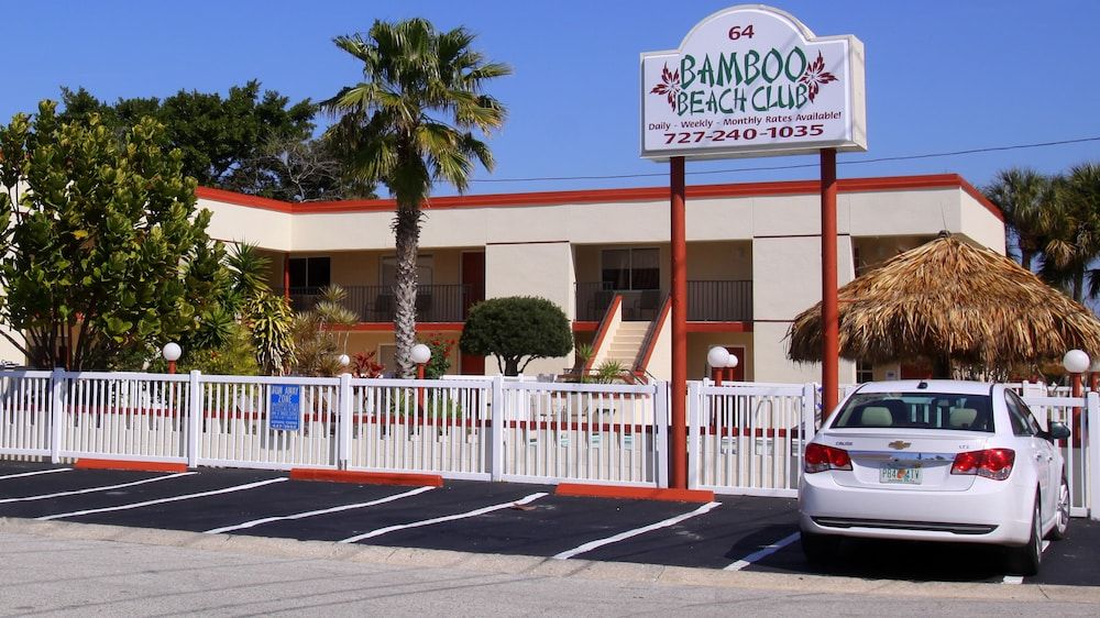 Bamboo Beach Club - photo 6