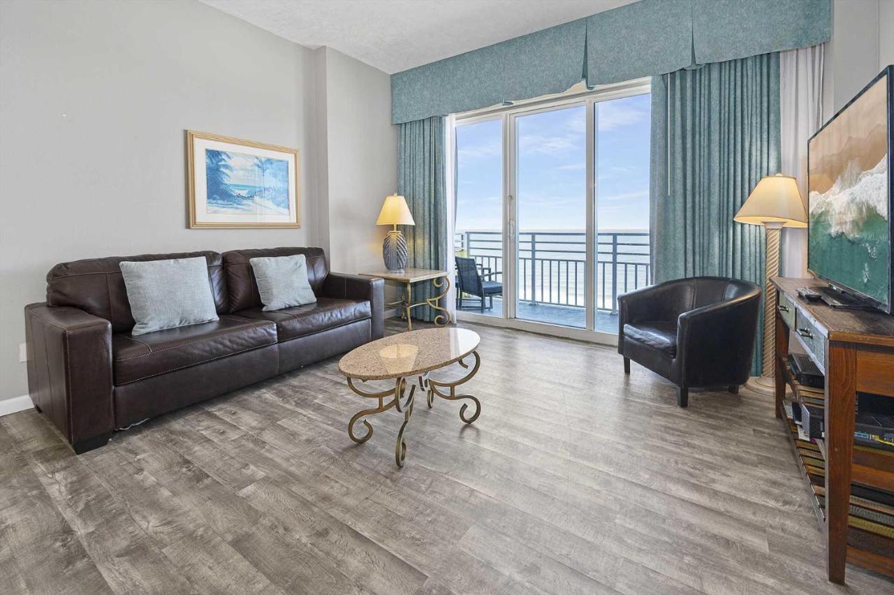 Penthouse 19th Floor Resort Oasis Ocean Villa in Daytona Beach, United States