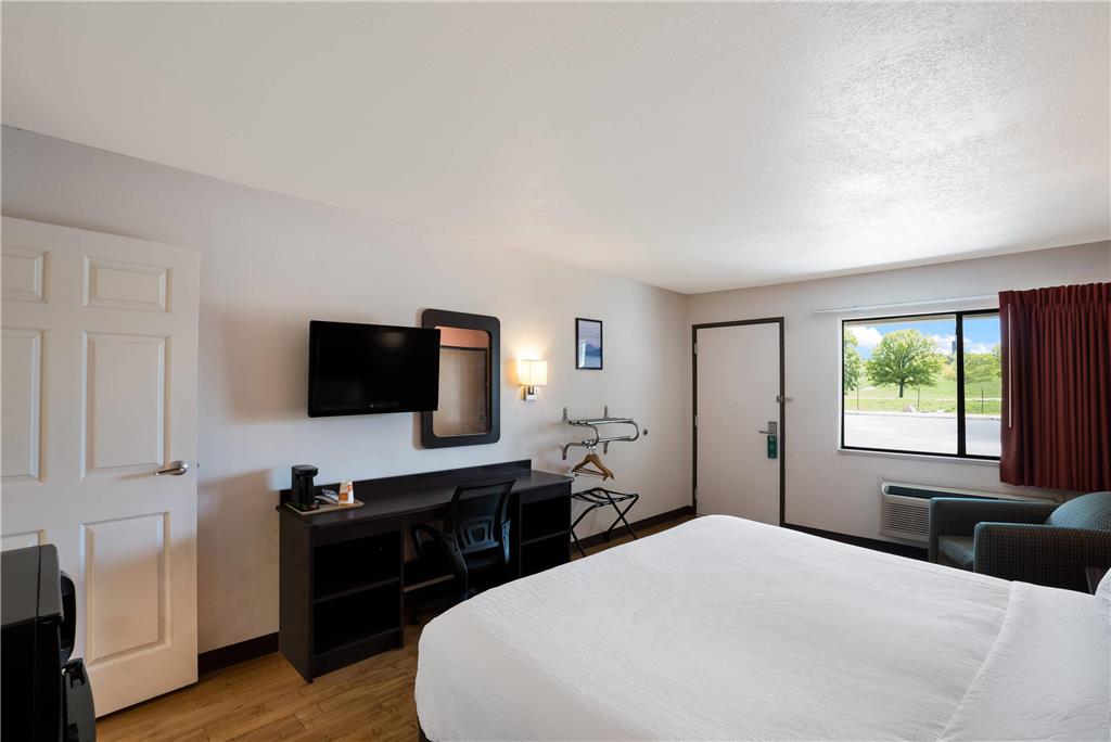 Quality Inn & Suites Junction - photo 23
