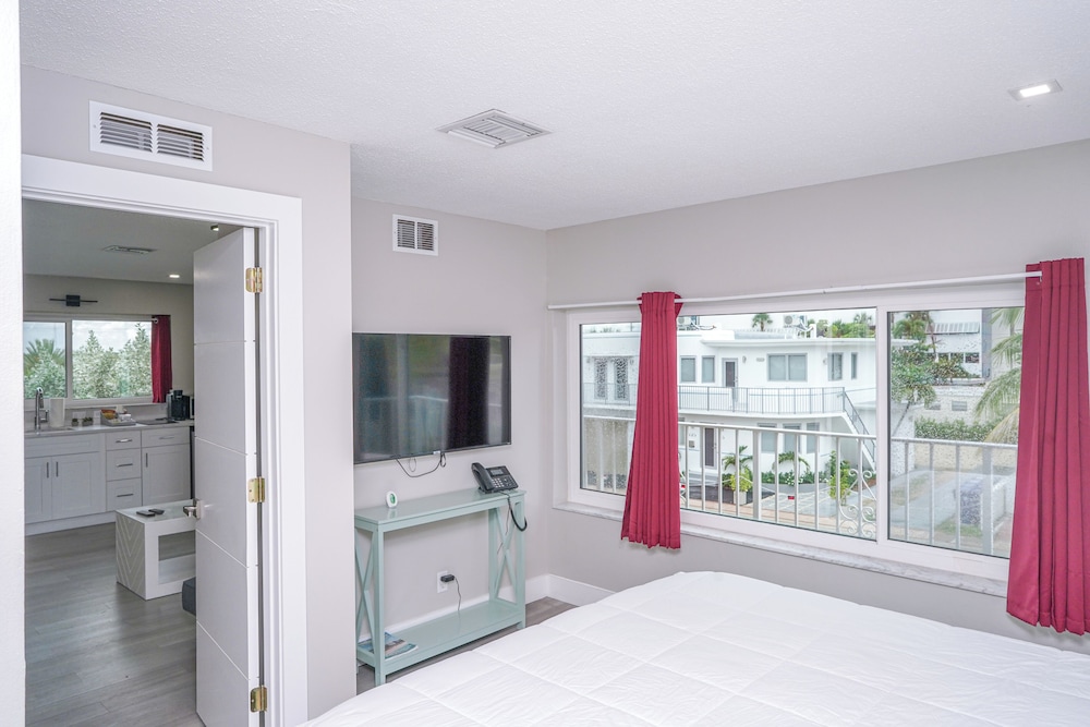 The Tel Hollywood Beach - photo 13