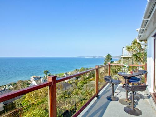 Hawks Ridge - carbon neutral hotel in Torpoint