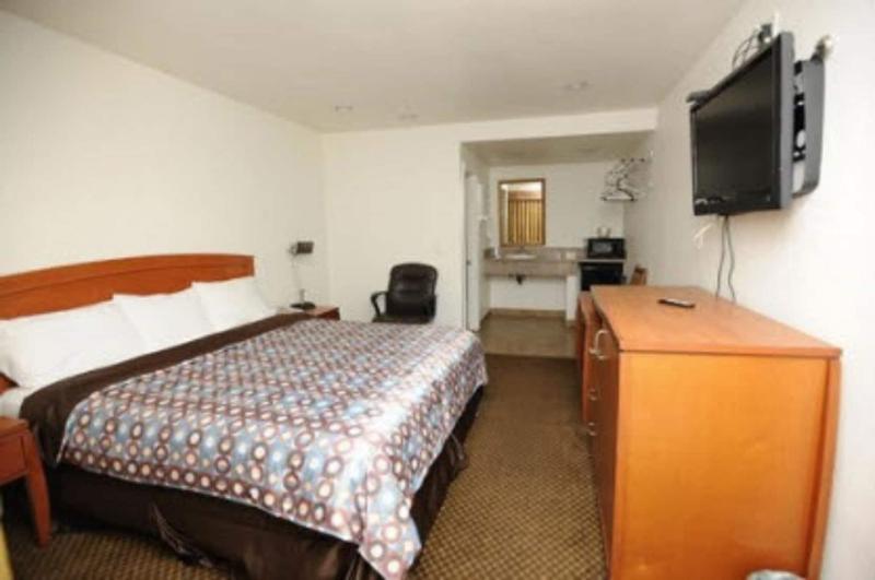 Victoria Motel - photo 35