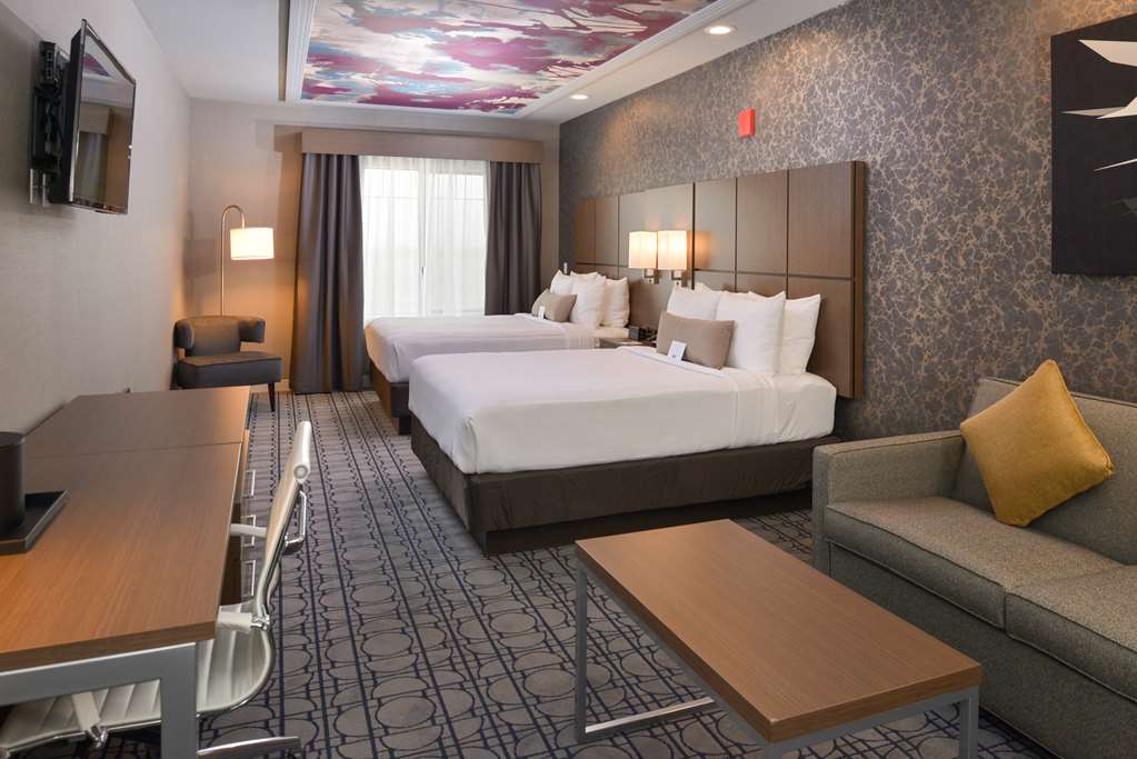 Best Western Plus Coalinga Inn - photo 3