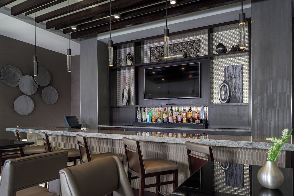 Courtyard by Marriott Edgewater NYC Area - photo 36