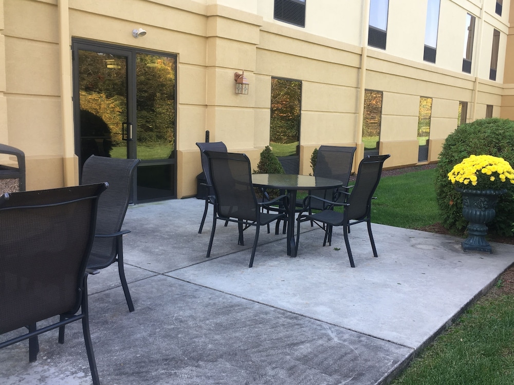 Comfort Inn Duncansville Altoona - photo 35