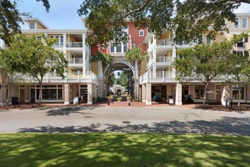 Lasata 3401 - carbon neutral hotel in Destin