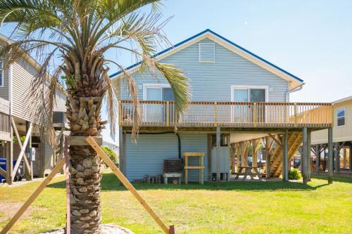 Changes In L'Attitude by Oak Island Accommodations - photo 2