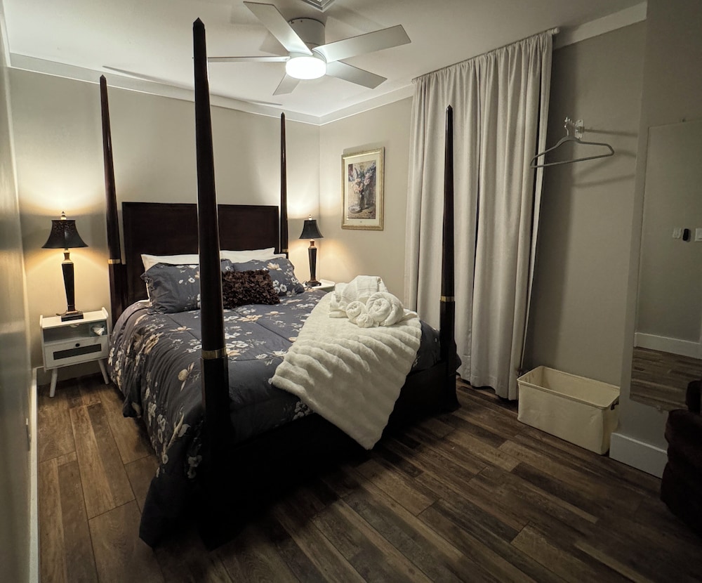 Inn Between the Lakes - photo 5