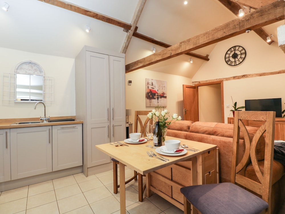 The Cattle Byre — Corsham — photo 5