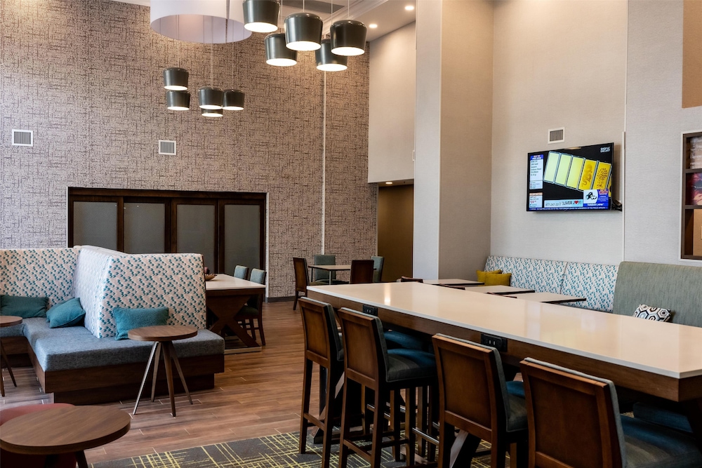 Hampton Inn & Suites Leesburg - photo 35