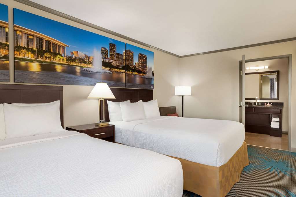 Baymont by Wyndham Monterey Park - photo 10