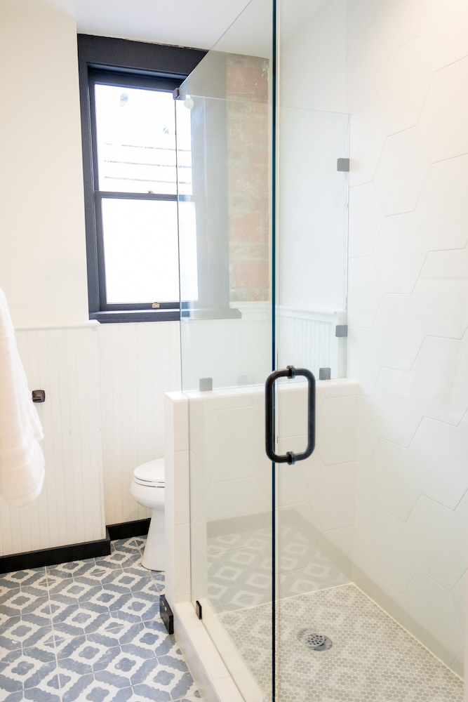 Speakeasy Suites - photo 33