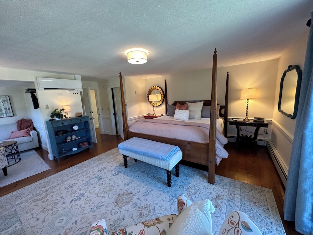 Inn at Perkins Cove - photo 30