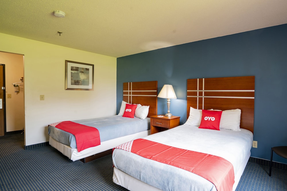 OYO Hotel Redwood Falls near Jackpot Casino - photo 8