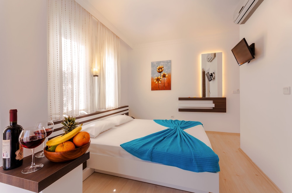 Puya Hotel - carbon neutral hotel in Kas