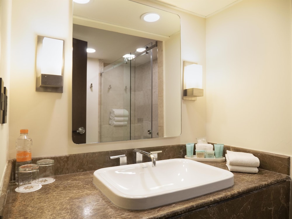 Bathroom shower