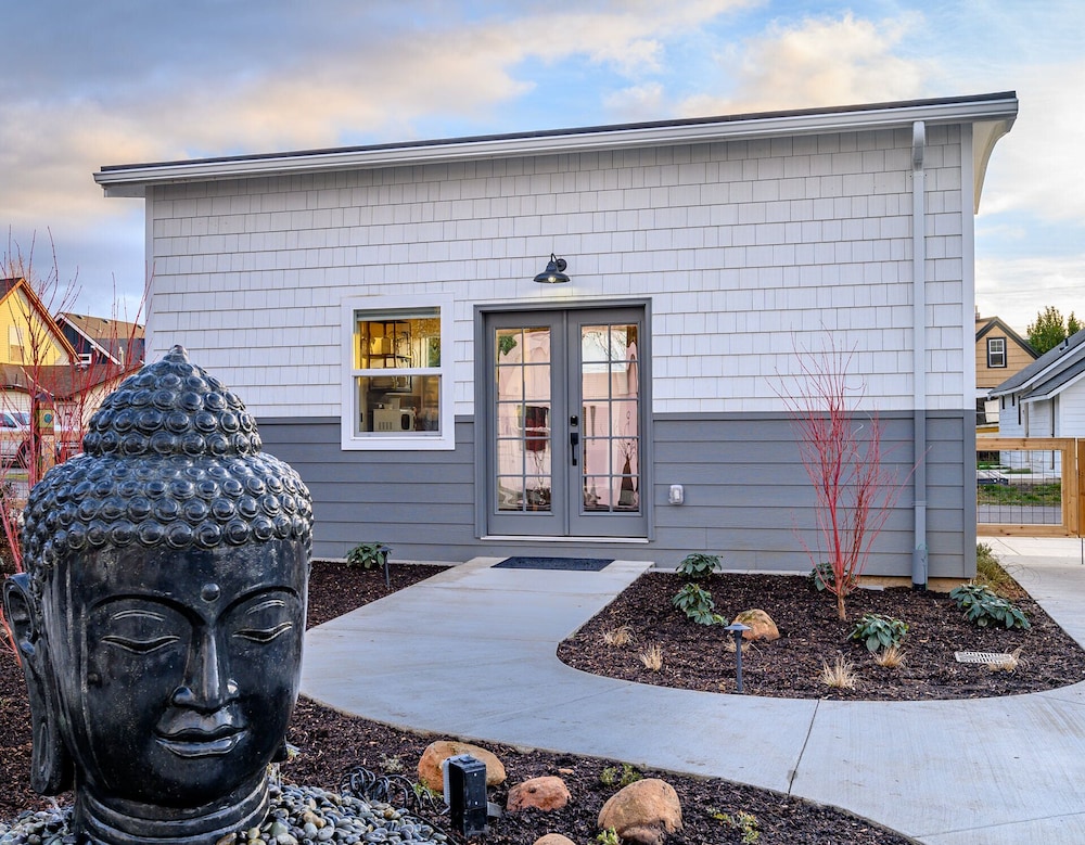 The Boutique Retreat - photo 8