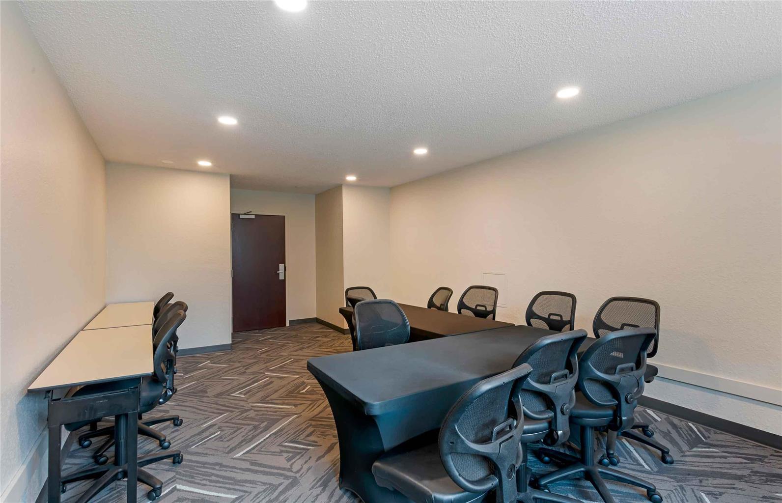 Extended Stay America Suites Phoenix Midtown - photo 35