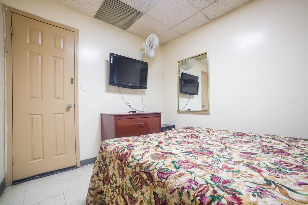 New World Hotel - photo 15