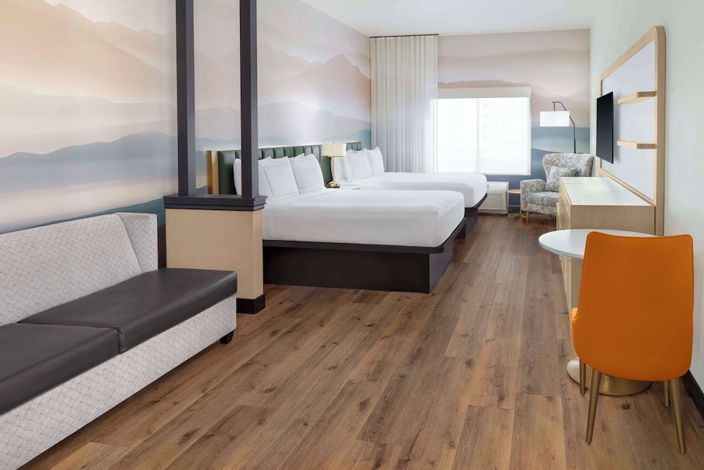 DoubleTree by Hilton Phoenix Gilbert - photo 19