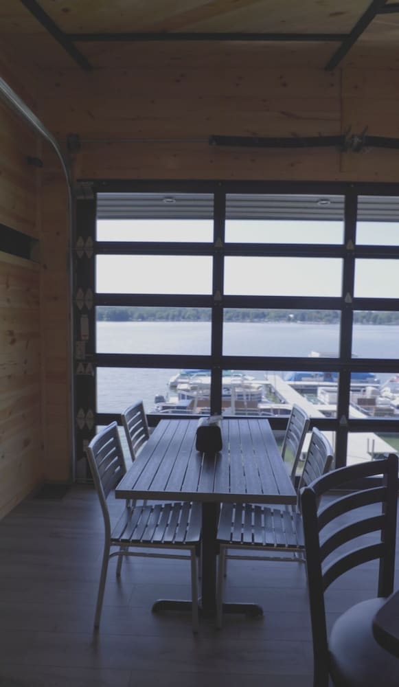 Edinboro Lake Resort Cabins - photo 109