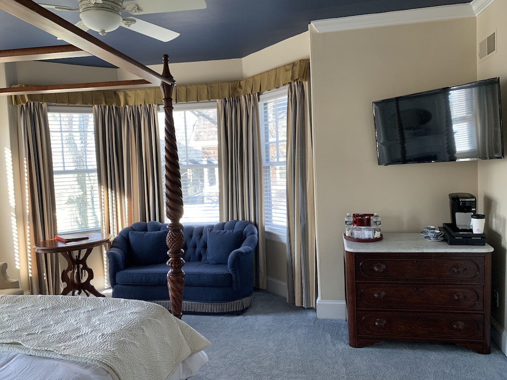 Almondy Inn - photo 28