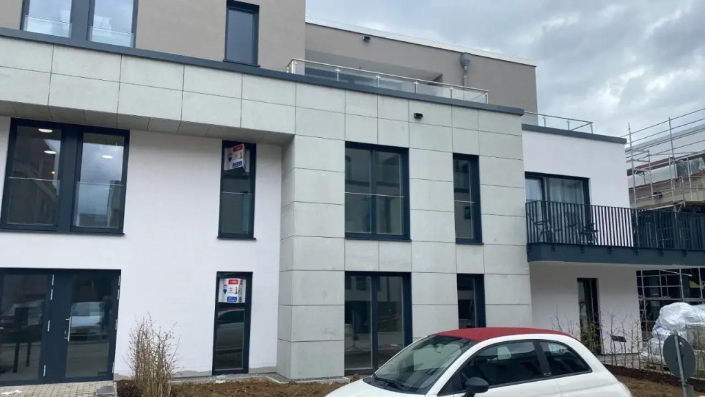 Strassen 2 bed designer flat — 4-Star Luxury Hotel in Strassen, Luxembourg