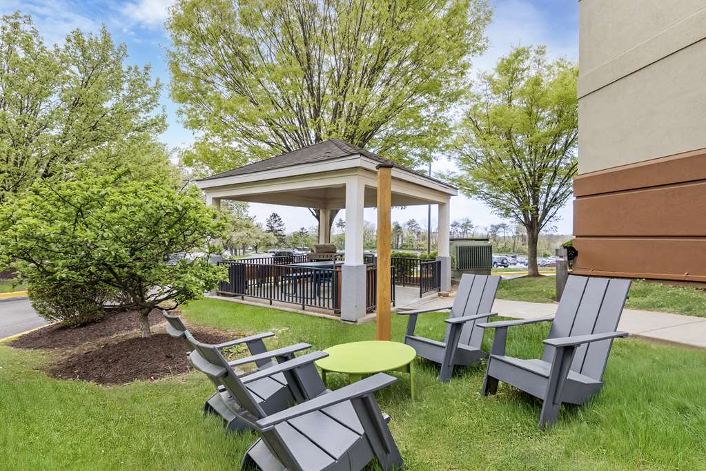 Sonesta Simply Suites Baltimore BWI Airport - photo 42