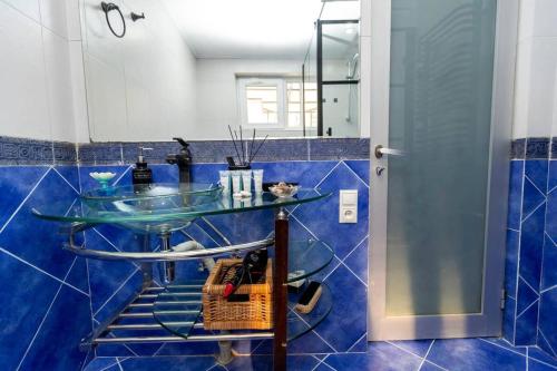 1BR Apt with Dual Terraces & Views By Wehost