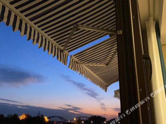 Spring Flower Resort Hotel - last minute hotel in Jinan