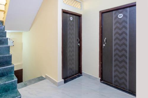 Hotel O Decision in Pithampur, India