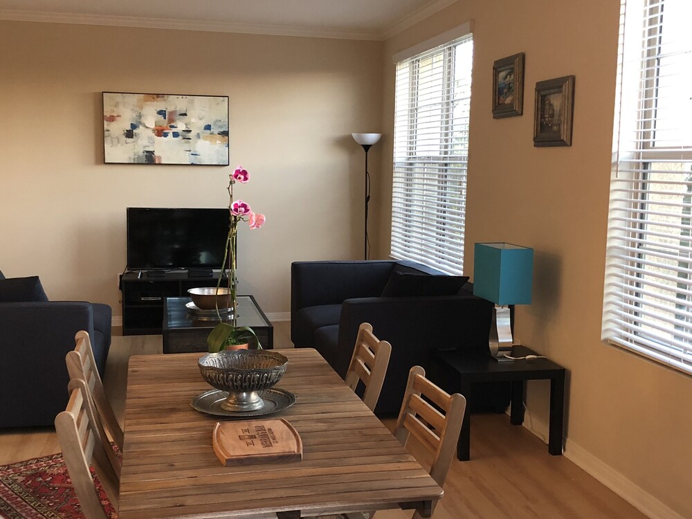 Resort Style Luxury 2BD Suite in Irvine's Spectrum Center - photo 12