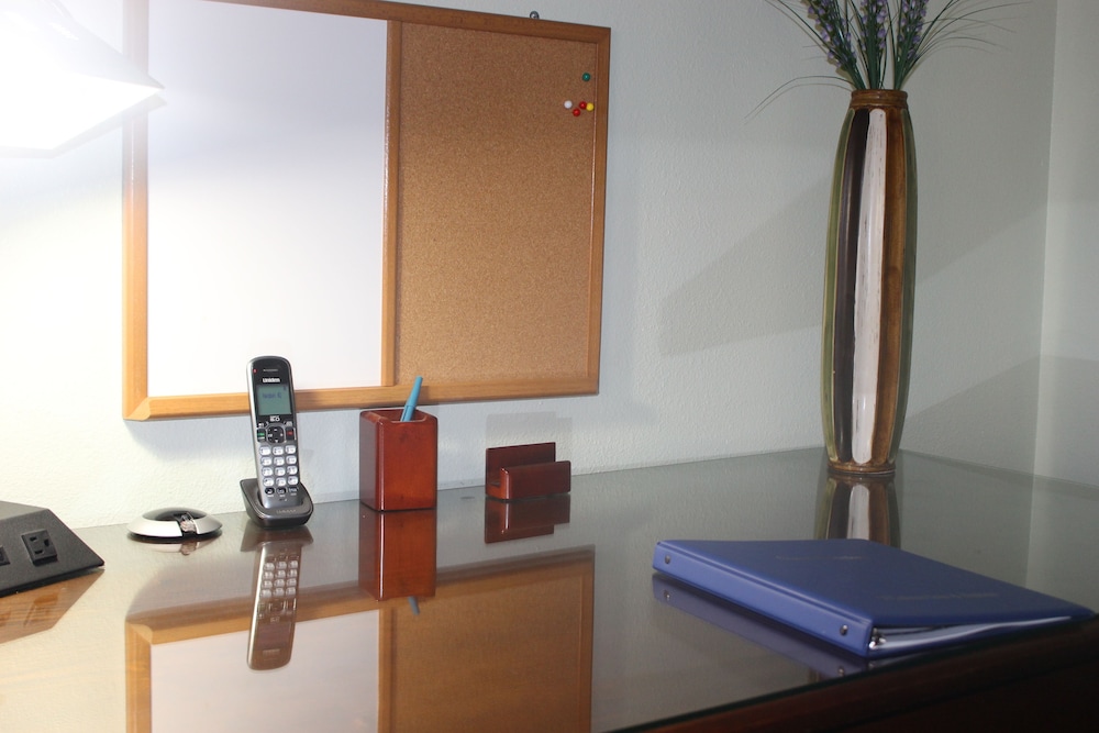 O'cairns Inn & Suites - photo 11