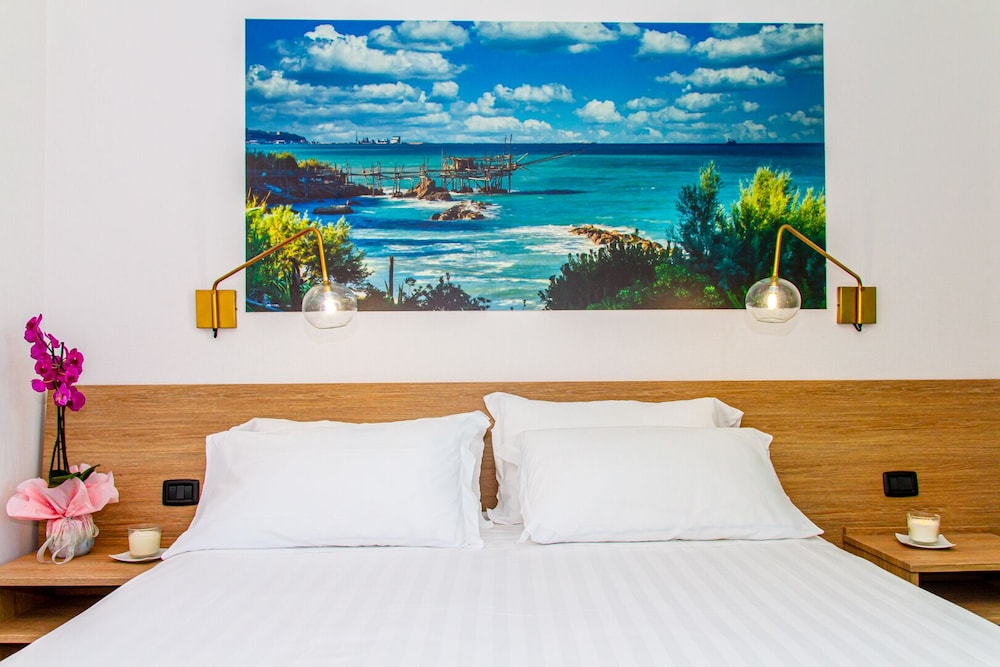 Residence al Palace — 4-Star Luxury Hotel in Vasto, Italy