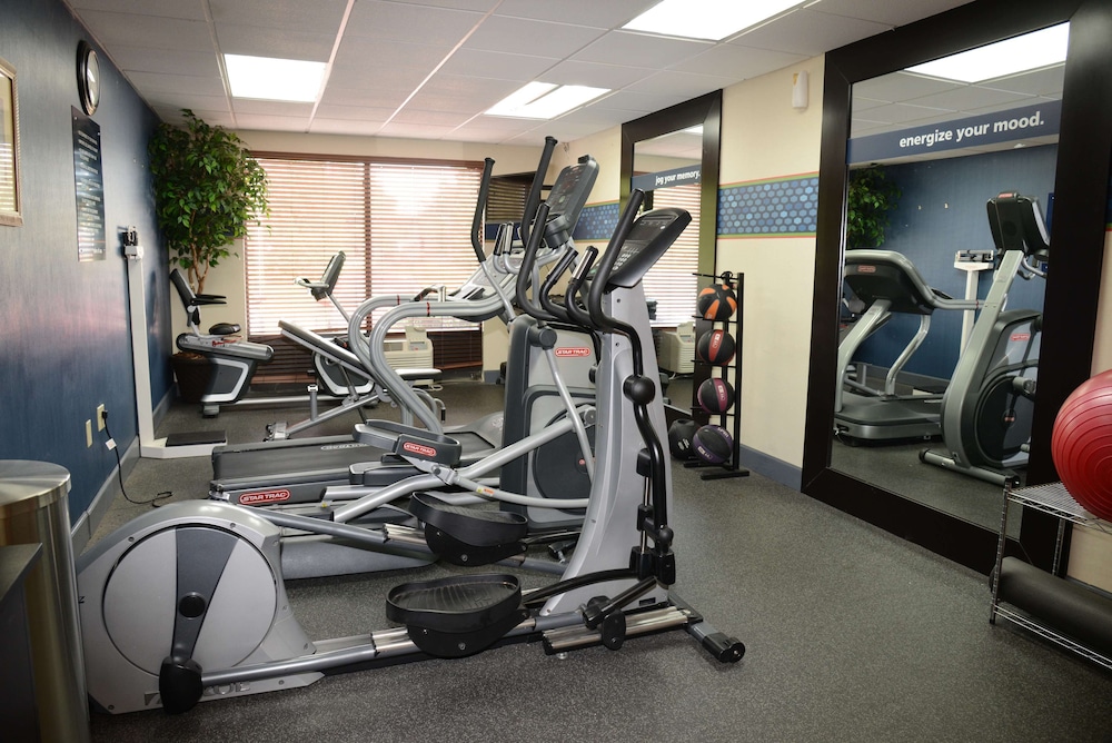 Hampton Inn Americus - photo 29