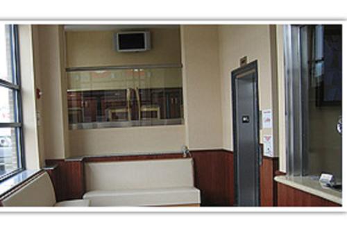 Atlantic Motor Inn - photo 4