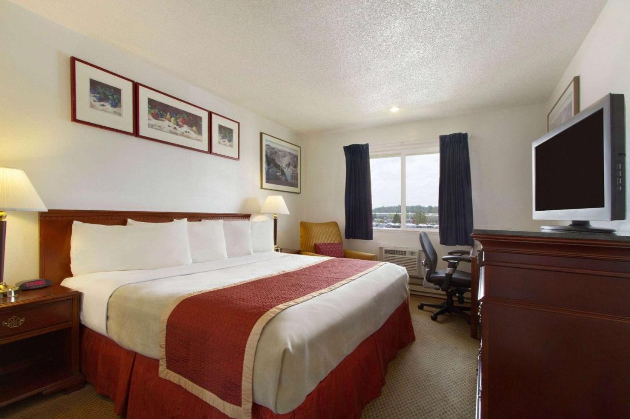 Travelodge Port Of Tacoma WA - photo 11