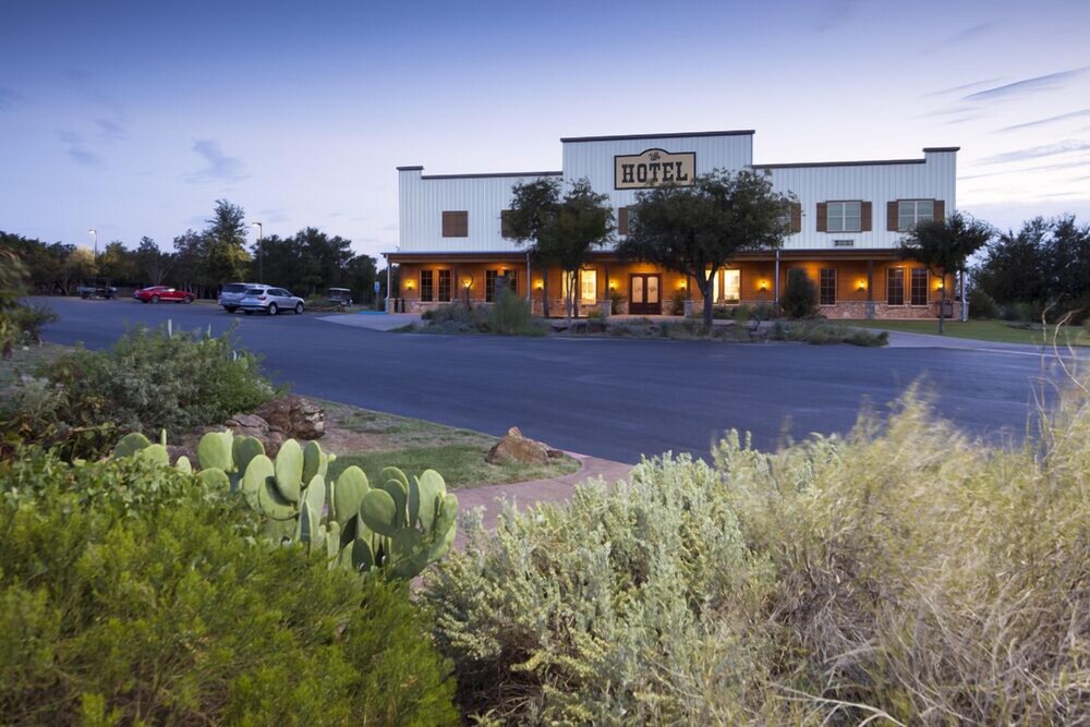 Wildcatter Ranch Resort & Spa - photo 40