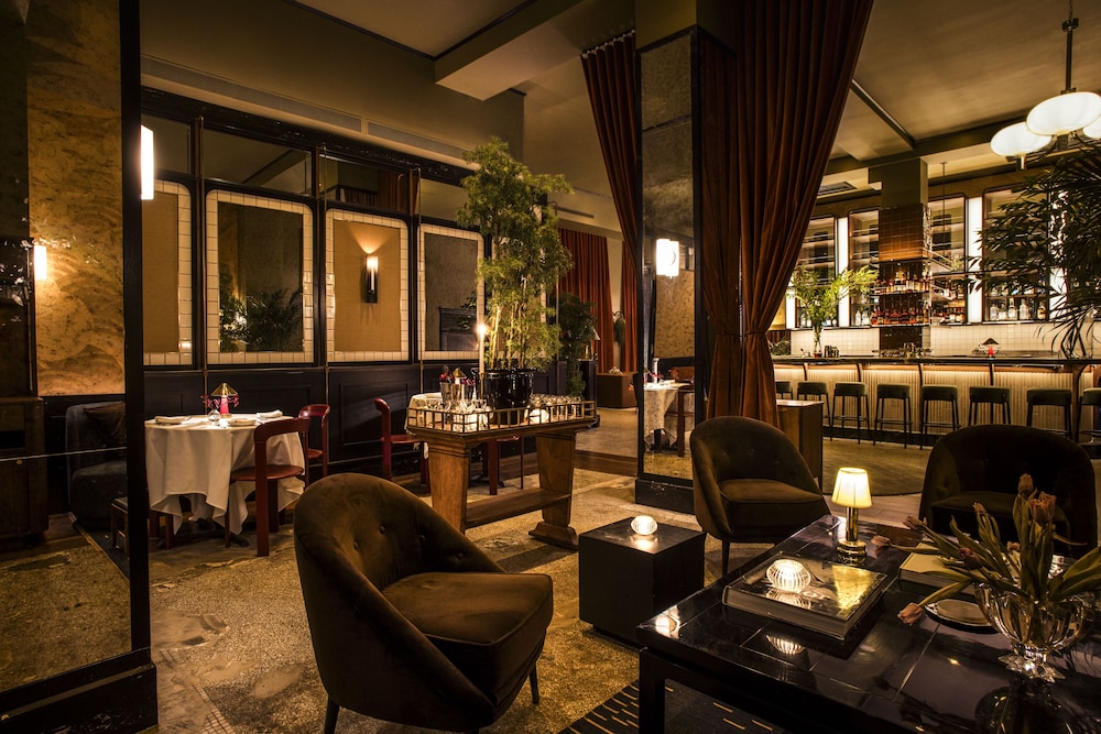 The Evelyn Hotel - photo 40